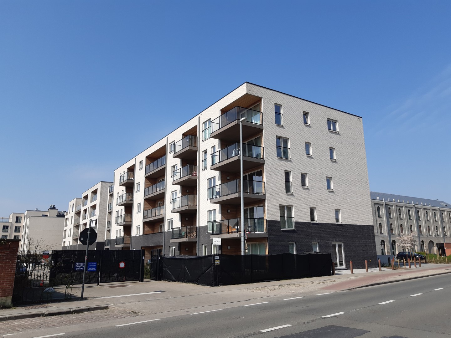 Gevelbeeld appartementsgebouw Gaston Crommenlaan