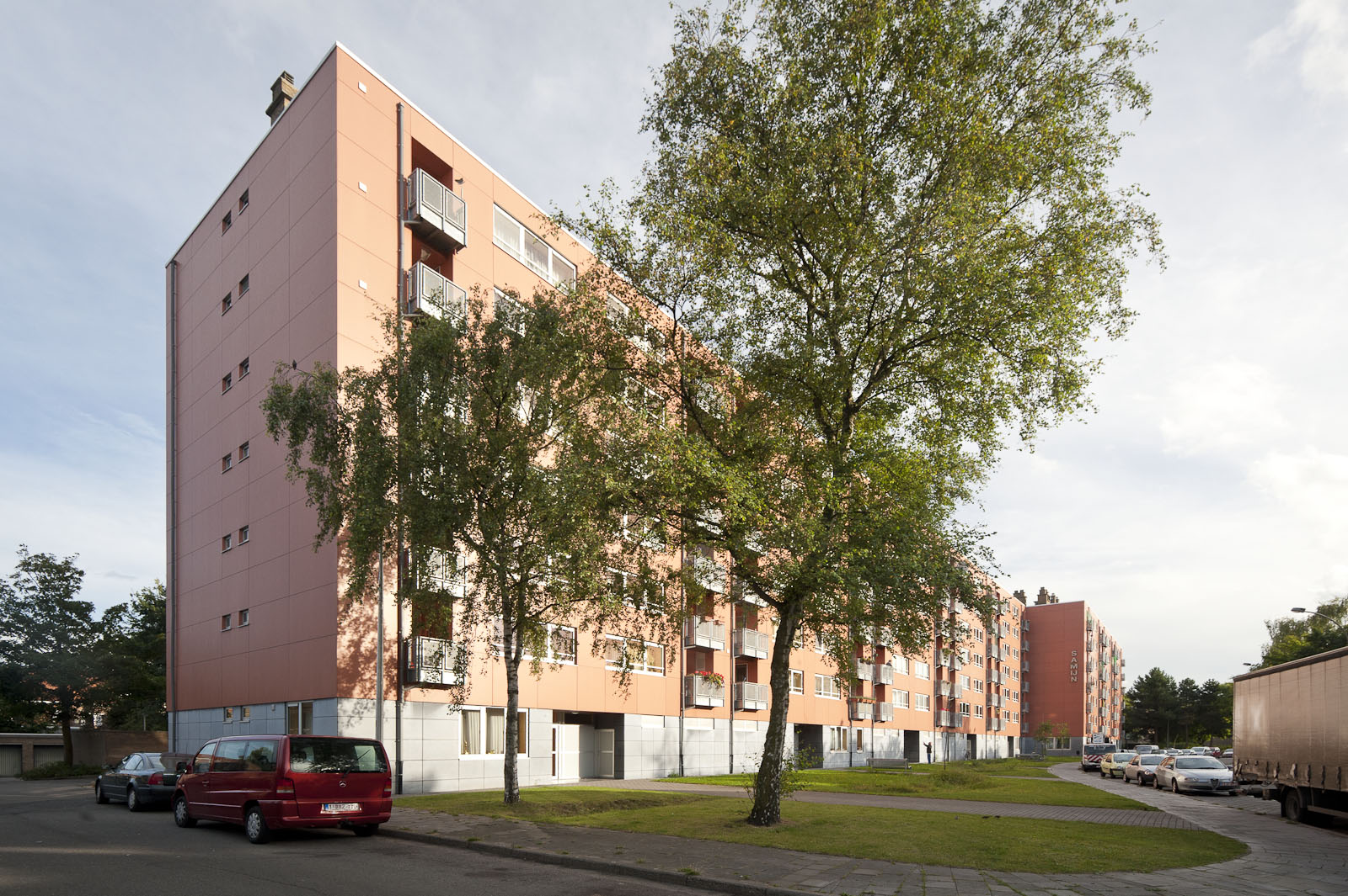 Gevelbeeld Residentie Samijn in de August Vermeylenstraat