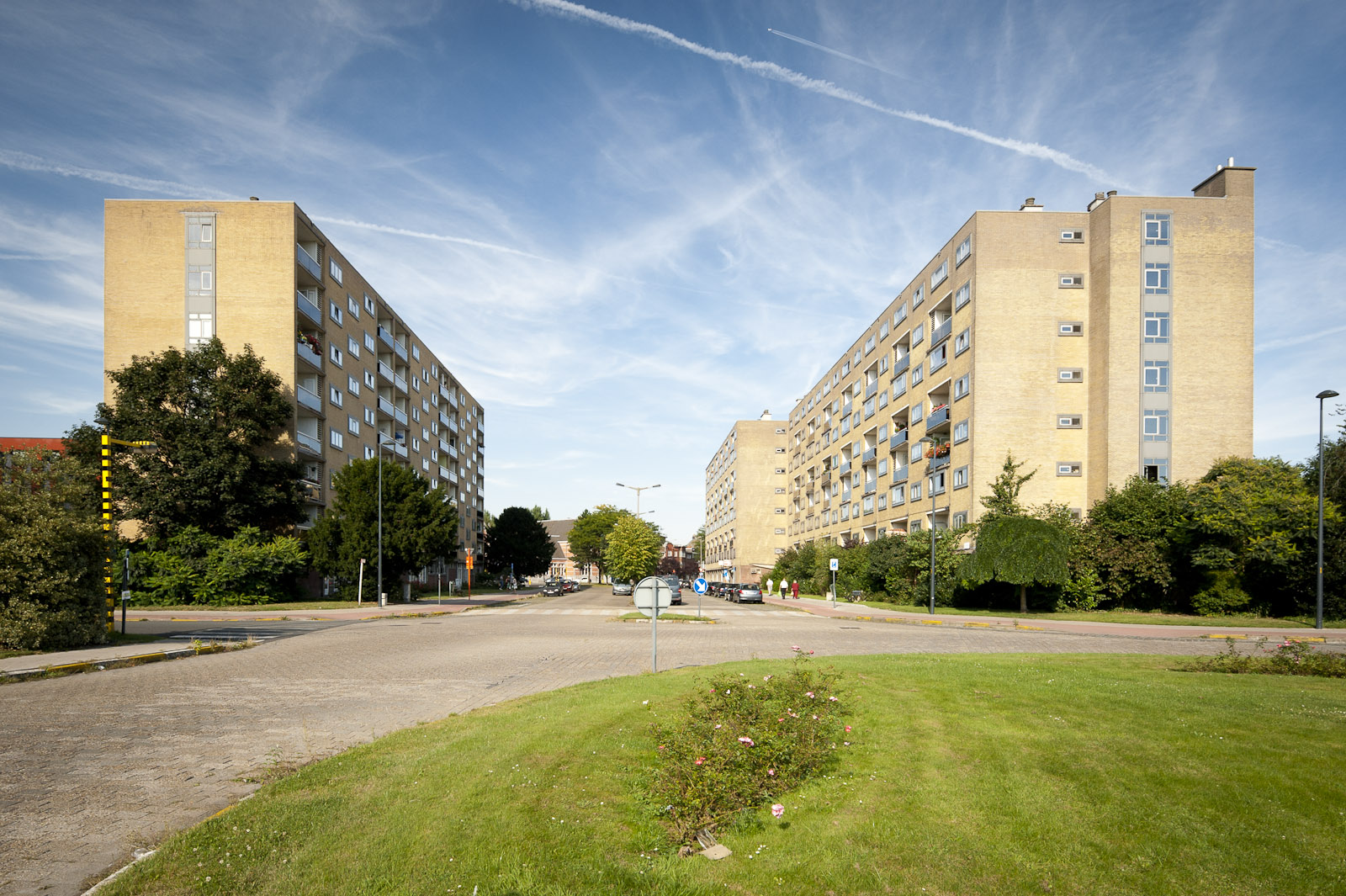 Gevelbeeld appartementsgebouwen Charles Andrieslaan