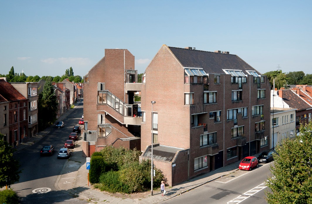 Gevelzicht appartementsgebouwen Dracenastraat - Veronicastraat