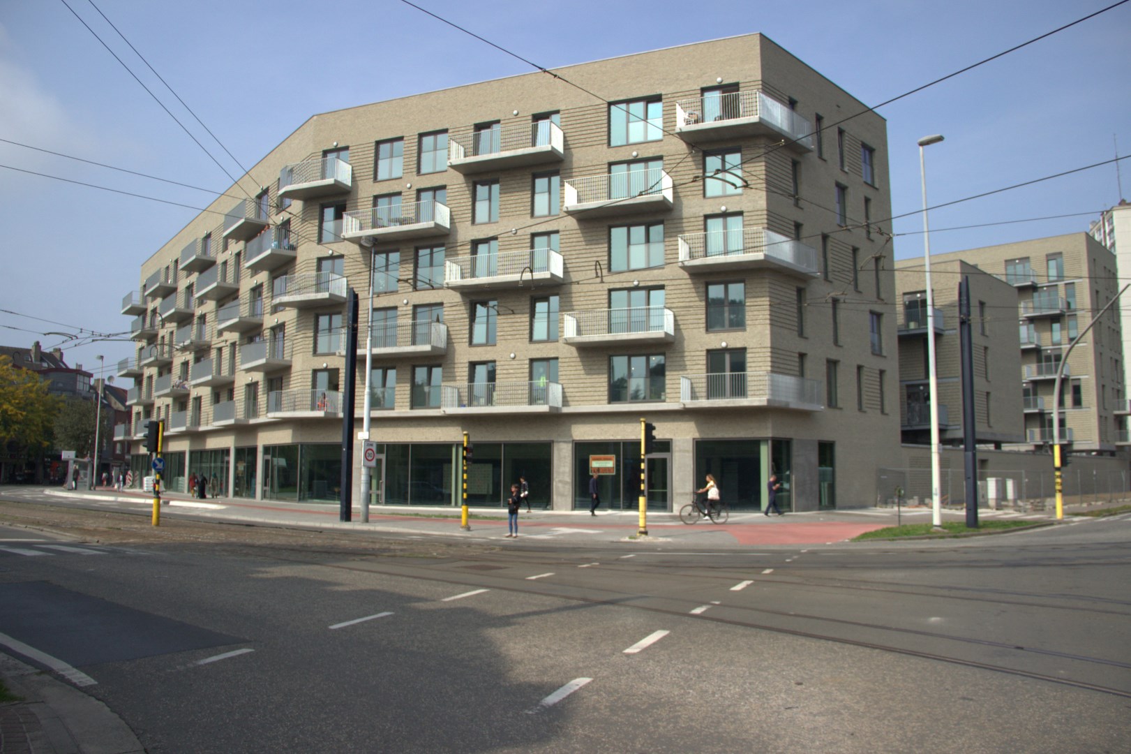 Gevelbeeld appartementsgebouw in de Filips Van Cleeflaan 2-6