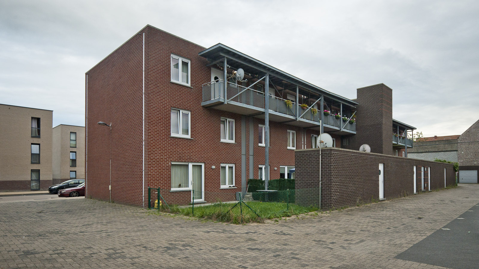 Gevelbeeld van het appartementsgebouw in de Jan Rijmstraat