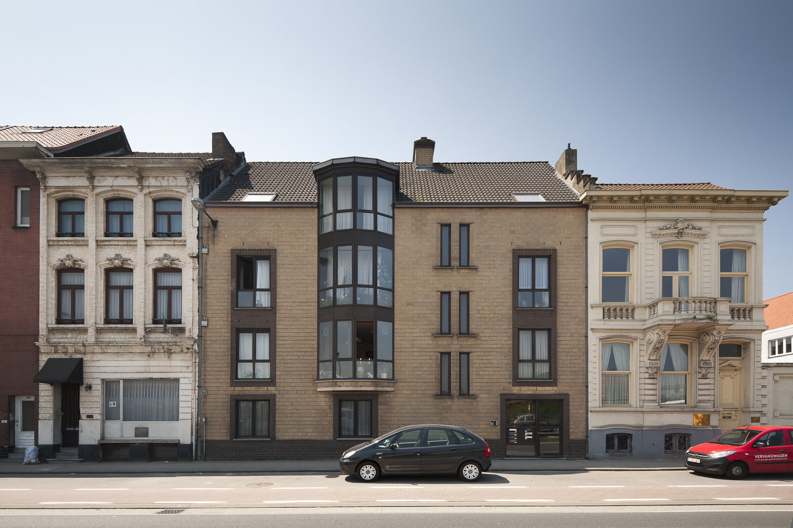 Gevelbeeld appartementsgebouw in de Kasteellaan 363-385