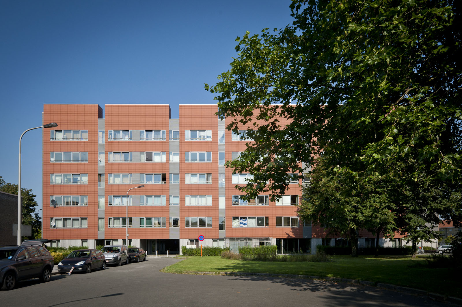 Gevelzicht appartementsgebouw Leliestraat