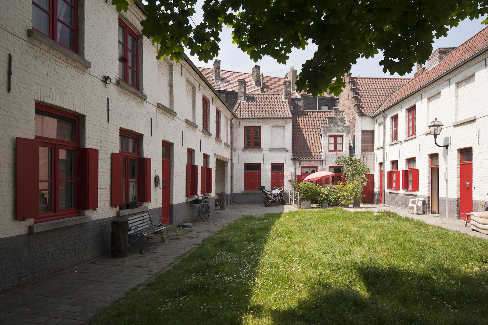 Gevelbeeld beluikhuizen Meerhem