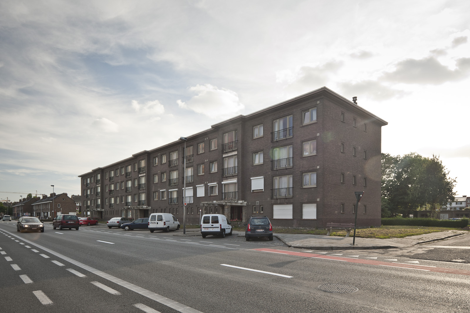 Gevelbeeld van het appartementsgebouw in de New Orleansstraat 21-111