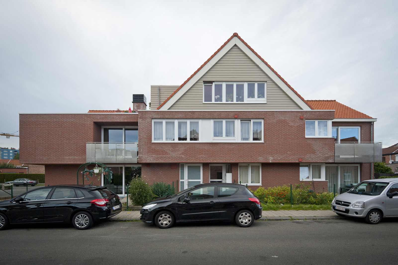 Gevelbeeld van de gebouwen in de R. Keldermansstraat en B. De Wildestraat