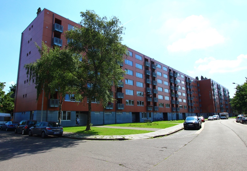 Gevelbeeld Residentie Samijn in de August Vermeylenstraat