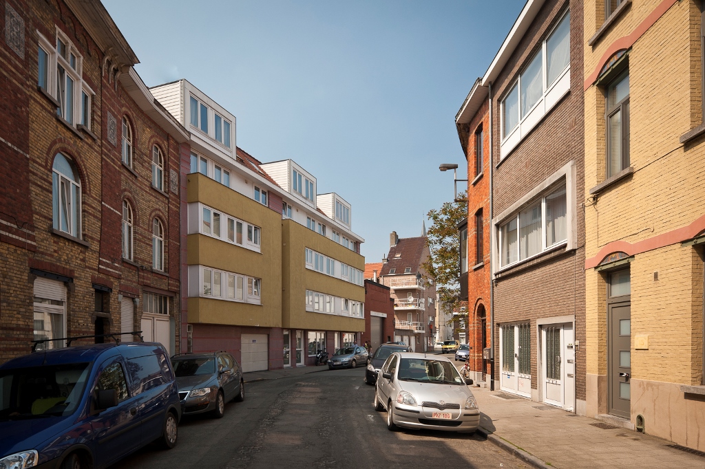 Gevelzicht appartementsgebouw in de Scheldestraat