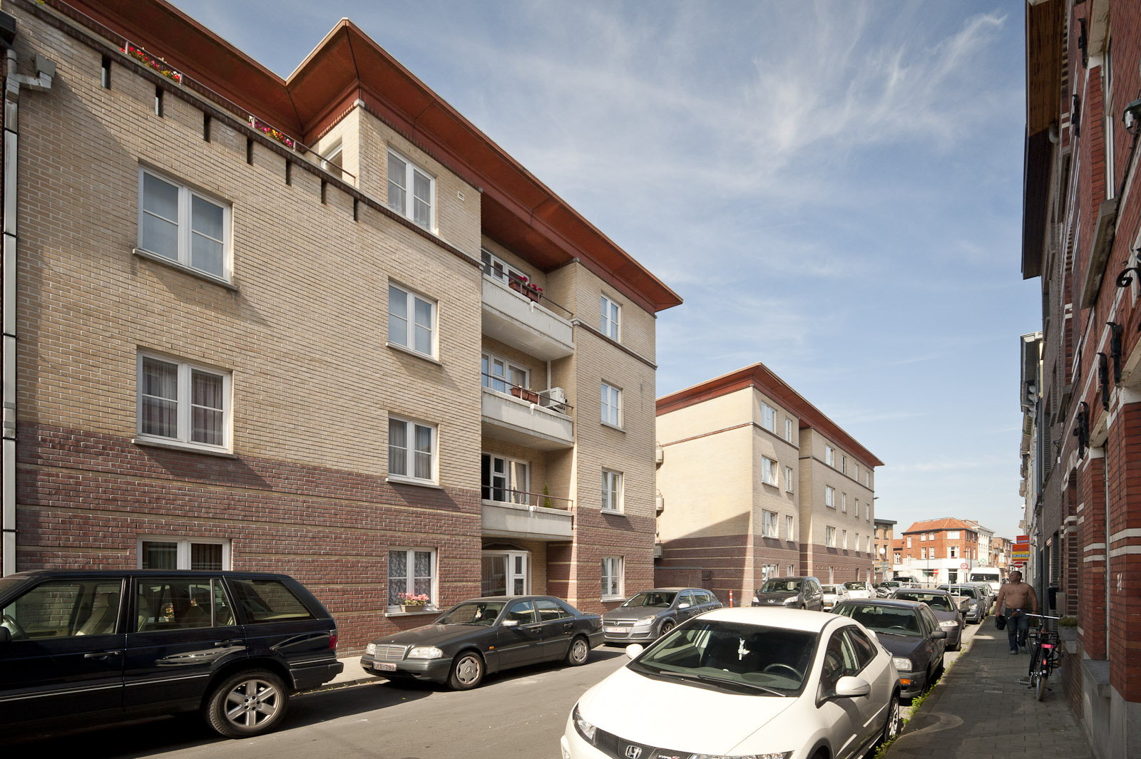 Gevelzicht appartementsgebouwen in de Violierstraat - Zonnebloemstraat