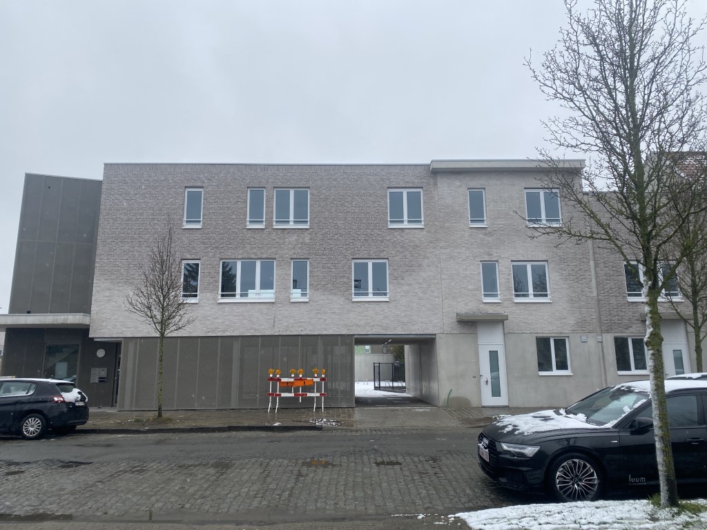 Gevelbeeld van appartementsgebouw Peerstraat 82-84