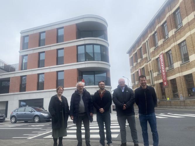 Inhuldiging nieuwe gebouwen Kraankinderstraat