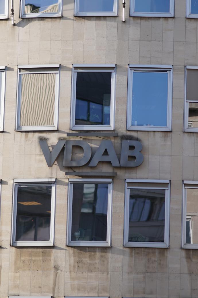 Gebouw met logo VDAB op